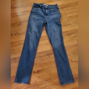 Levi's 724 jeans Size 28 high rise